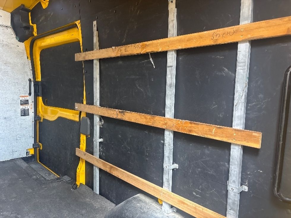 Cargo Van (Panel Van)-Light and Medium Duty Trucks-Ford-2022-Transit 250-Houston-TX-90,508\n\t\tmiles-$ 34,000 - Image 10