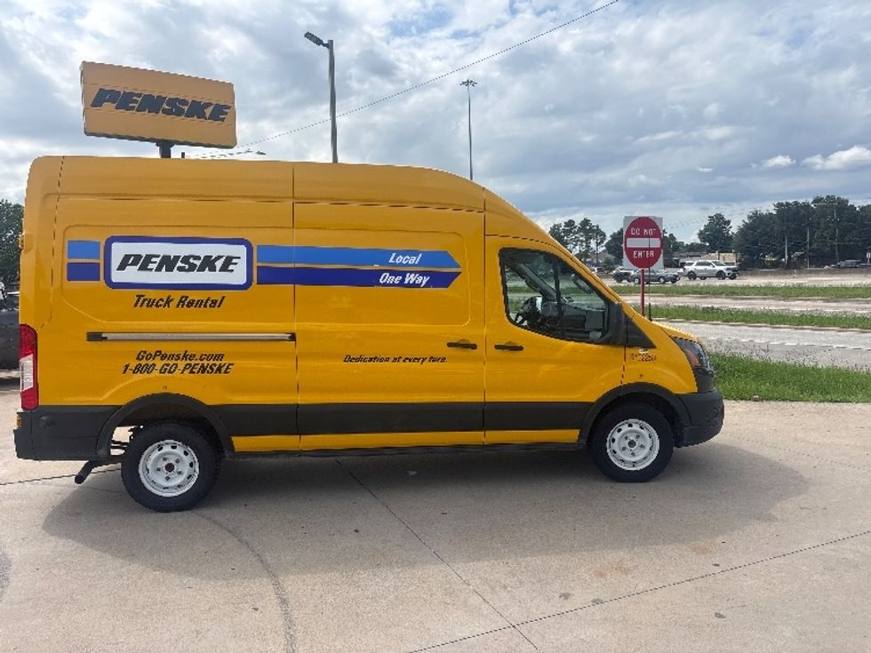 Cargo Van (Panel Van)-Light and Medium Duty Trucks-Ford-2022-Transit 250-Houston-TX-90,508\n\t\tmiles-$ 34,000 - Image 12