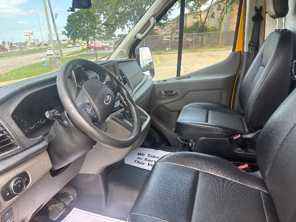 Cargo Van (Panel Van)-Light and Medium Duty Trucks-Ford-2022-Transit 250-Houston-TX-90,508\n\t\tmiles-$ 34,000 - Image 15