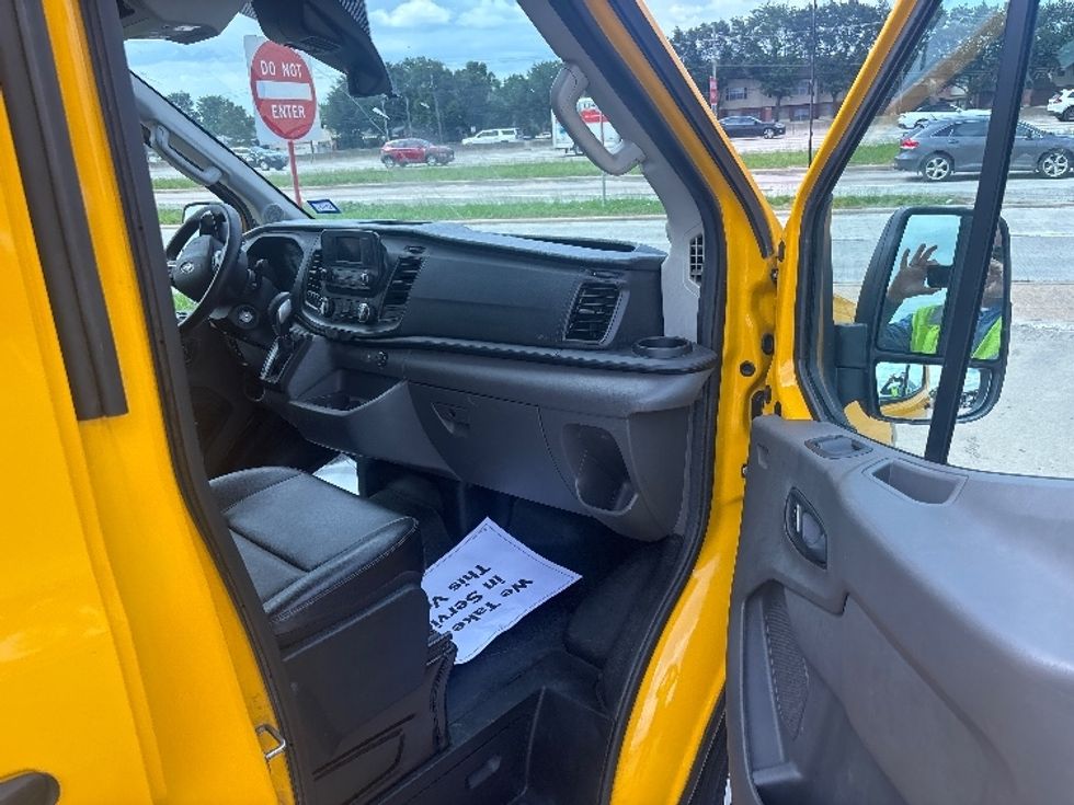 Cargo Van (Panel Van)-Light and Medium Duty Trucks-Ford-2022-Transit 250-Houston-TX-90,508\n\t\tmiles-$ 34,000 - Image 16