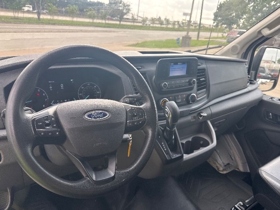 Cargo Van (Panel Van)-Light and Medium Duty Trucks-Ford-2022-Transit 250-Houston-TX-97,703\n\t\tmiles-$ 36,000 - Image 15