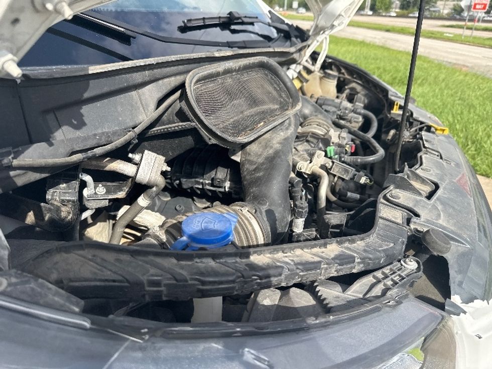 Cargo Van (Panel Van)-Light and Medium Duty Trucks-Ford-2022-Transit 250-Houston-TX-97,703\n\t\tmiles-$ 36,000 - Image 20