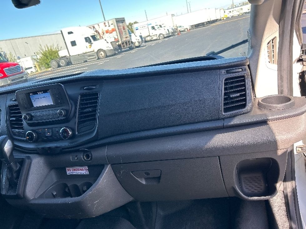Cargo Van (Panel Van)-Light and Medium Duty Trucks-Ford-2022-Transit 250-Indianapolis-IN-137,979\n\t\tmiles-$ 28,500 - Image 18