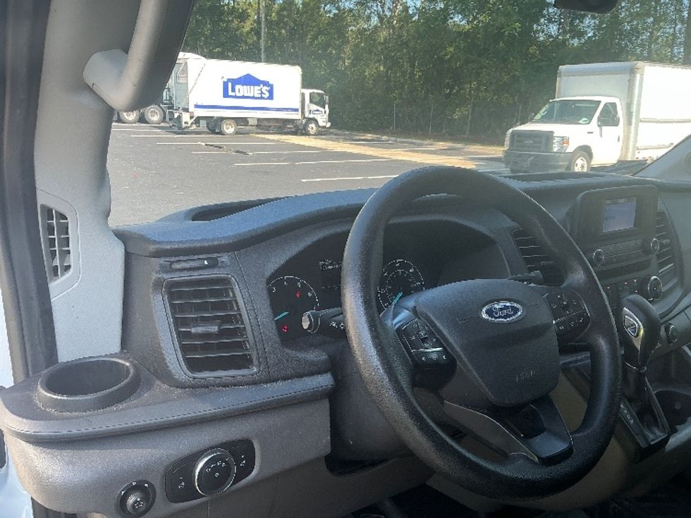 Cargo Van (Panel Van)-Light and Medium Duty Trucks-Ford-2022-Transit 250-Jacksonville-FL-145,770\n\t\tmiles-$ 28,000 - Image 16