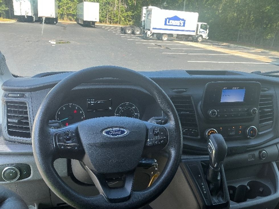 Cargo Van (Panel Van)-Light and Medium Duty Trucks-Ford-2022-Transit 250-Jacksonville-FL-145,770\n\t\tmiles-$ 28,000 - Image 17
