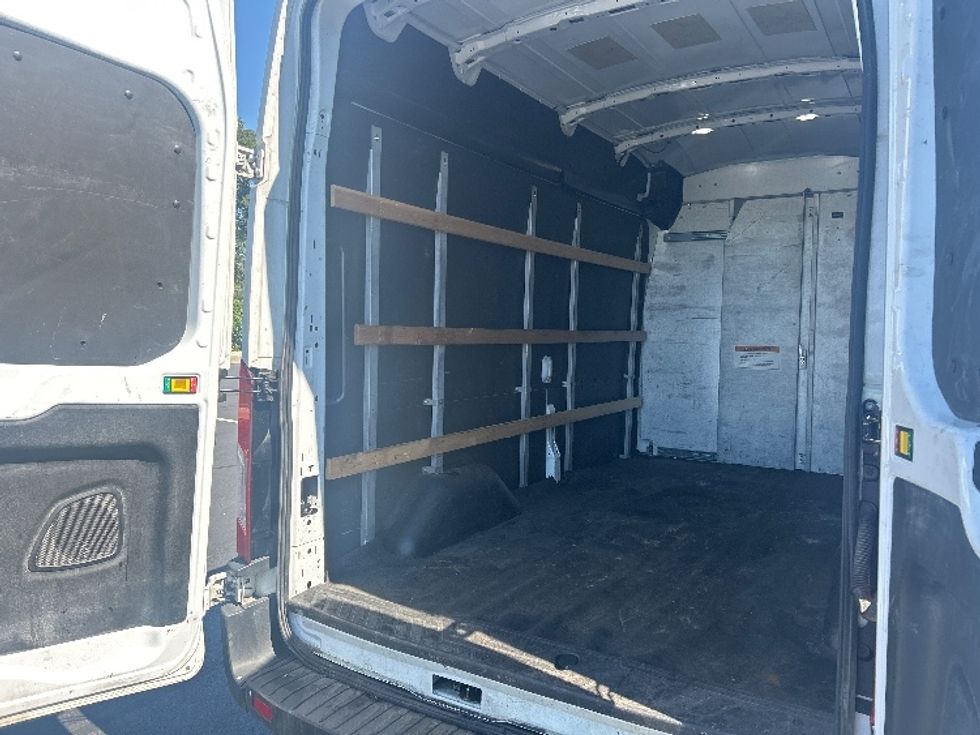 Cargo Van (Panel Van)-Light and Medium Duty Trucks-Ford-2022-Transit 250-Jessup-MD-63,455\n\t\tmiles-$ 38,250 - Image 10