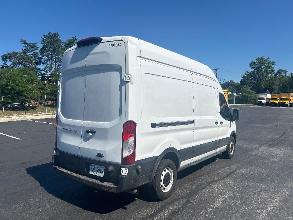 Cargo Van (Panel Van)-Light and Medium Duty Trucks-Ford-2022-Transit 250-Jessup-MD-63,455\n\t\tmiles-$ 38,250 - Image 12