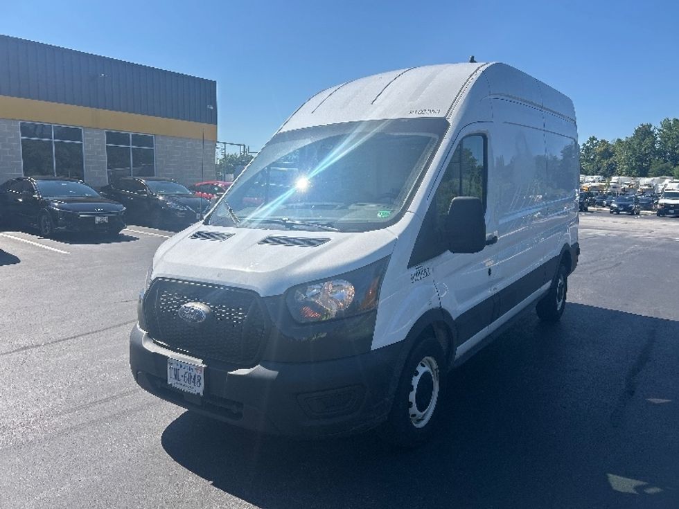 Cargo Van (Panel Van)-Light and Medium Duty Trucks-Ford-2022-Transit 250-Jessup-MD-63,455\n\t\tmiles-$ 38,250 - Image 3
