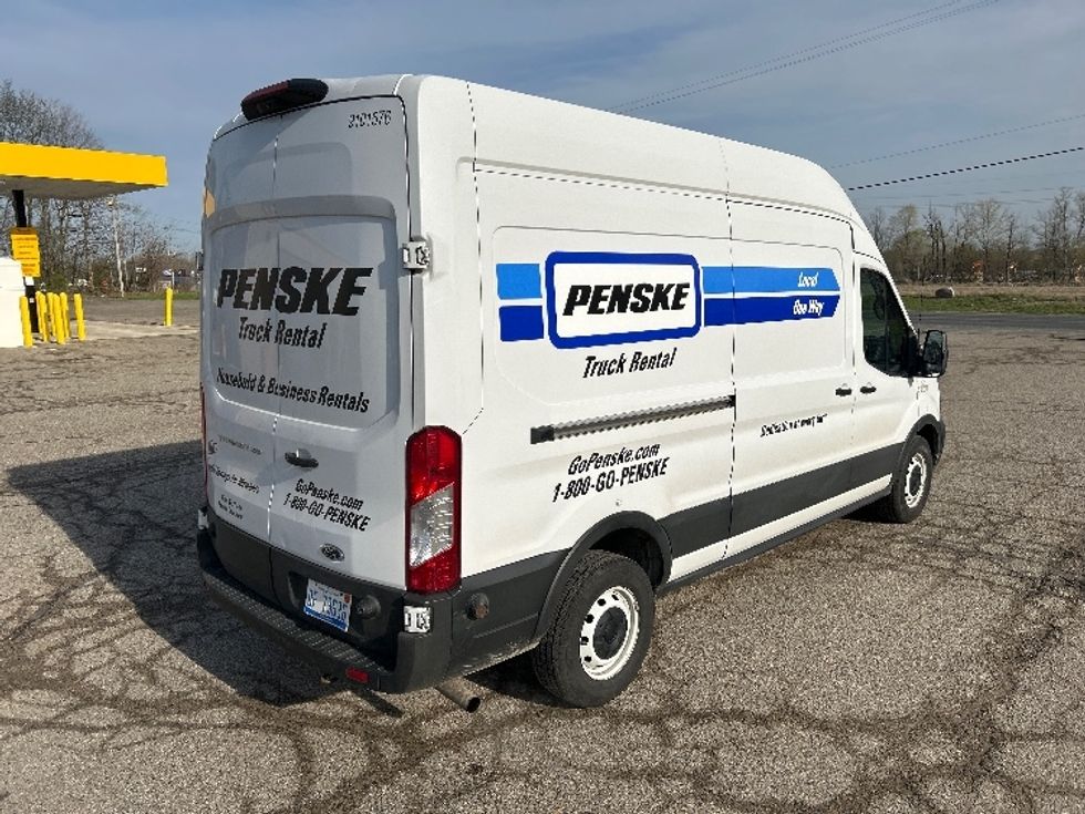 Cargo Van (Panel Van)-Light and Medium Duty Trucks-Ford-2022-Transit 250-Kalamazoo-MI-81,854\n\t\tmiles-$ 38,250 - Image 12