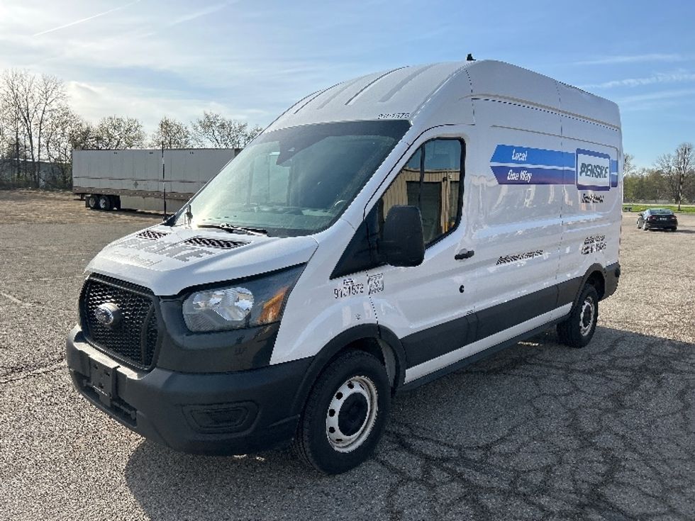 Cargo Van (Panel Van)-Light and Medium Duty Trucks-Ford-2022-Transit 250-Kalamazoo-MI-81,854\n\t\tmiles-$ 38,250 - Image 3