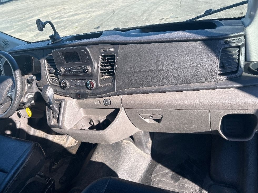 Cargo Van (Panel Van)-Light and Medium Duty Trucks-Ford-2022-Transit 250-Kansas City-MO-109,965\n\t\tmiles-$ 30,500 - Image 20