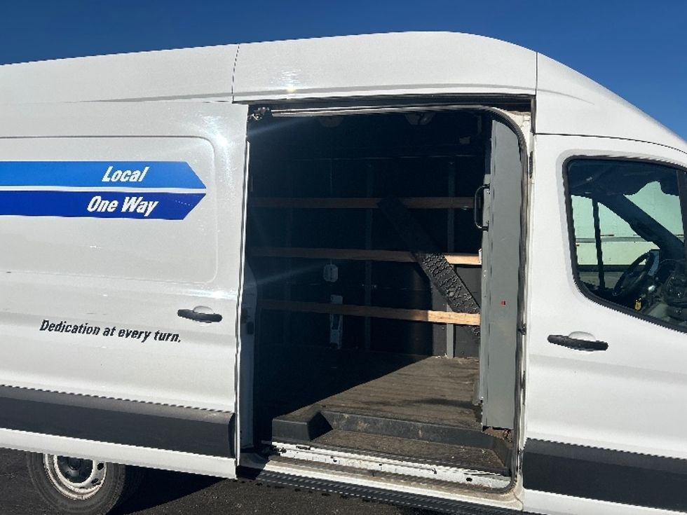Cargo Van (Panel Van)-Light and Medium Duty Trucks-Ford-2022-Transit 250-Kansas City-MO-109,965\n\t\tmiles-$ 30,500 - Image 23