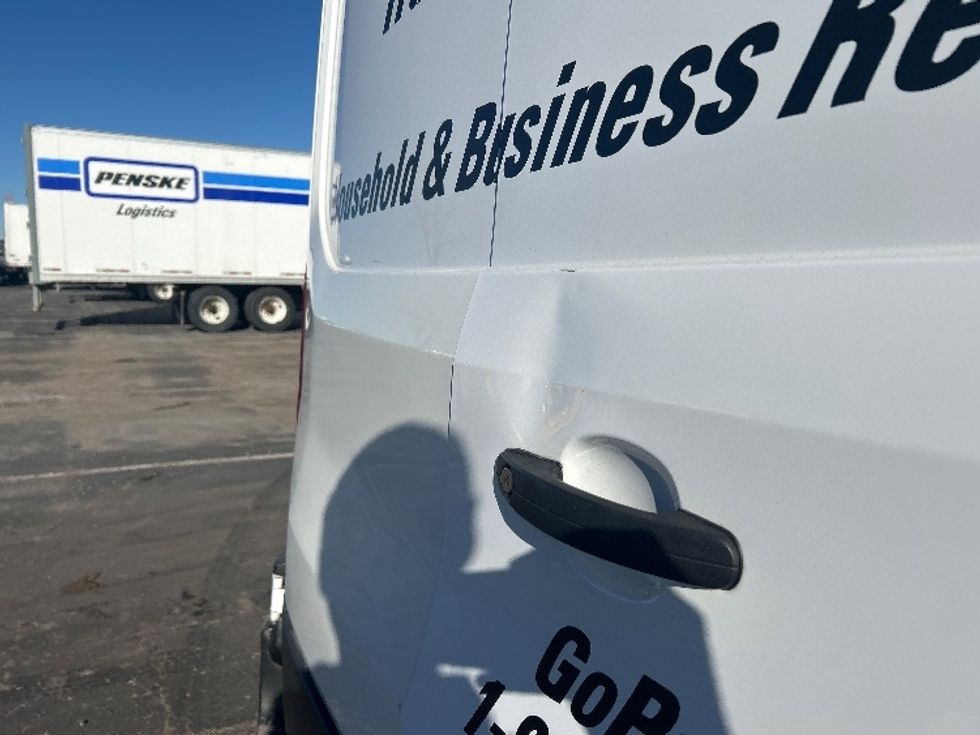 Cargo Van (Panel Van)-Light and Medium Duty Trucks-Ford-2022-Transit 250-Kansas City-MO-109,965\n\t\tmiles-$ 30,500 - Image 24