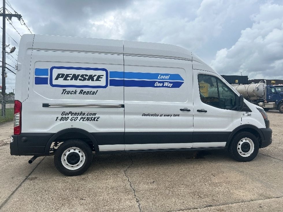 Cargo Van (Panel Van)-Light and Medium Duty Trucks-Ford-2022-Transit 250-Katy-TX-96,579\n\t\tmiles-$ 37,750 - Image 12