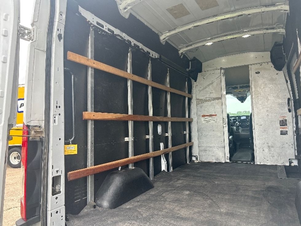 Cargo Van (Panel Van)-Light and Medium Duty Trucks-Ford-2022-Transit 250-Katy-TX-96,579\n\t\tmiles-$ 37,750 - Image 9