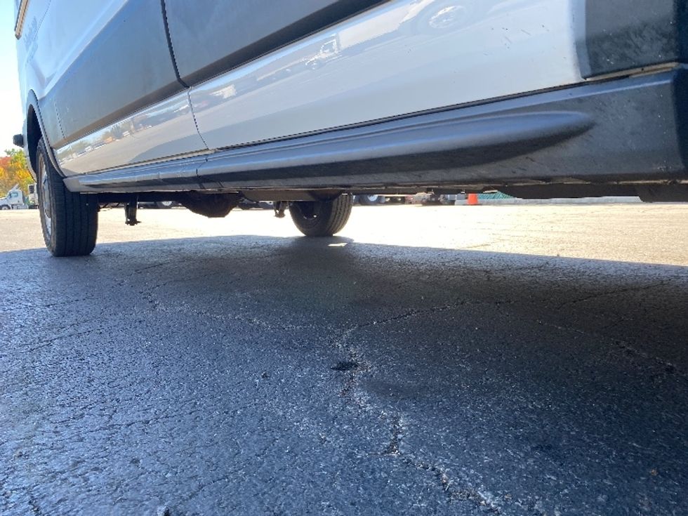 Cargo Van (Panel Van)-Light and Medium Duty Trucks-Ford-2022-Transit 250-Kearny-NJ-105,182\n\t\tmiles-$ 32,750 - Image 13