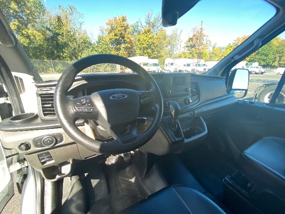 Cargo Van (Panel Van)-Light and Medium Duty Trucks-Ford-2022-Transit 250-Kearny-NJ-105,182\n\t\tmiles-$ 32,750 - Image 17