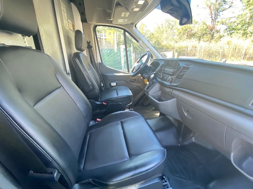 Cargo Van (Panel Van)-Light and Medium Duty Trucks-Ford-2022-Transit 250-Kearny-NJ-105,182\n\t\tmiles-$ 32,750 - Image 21