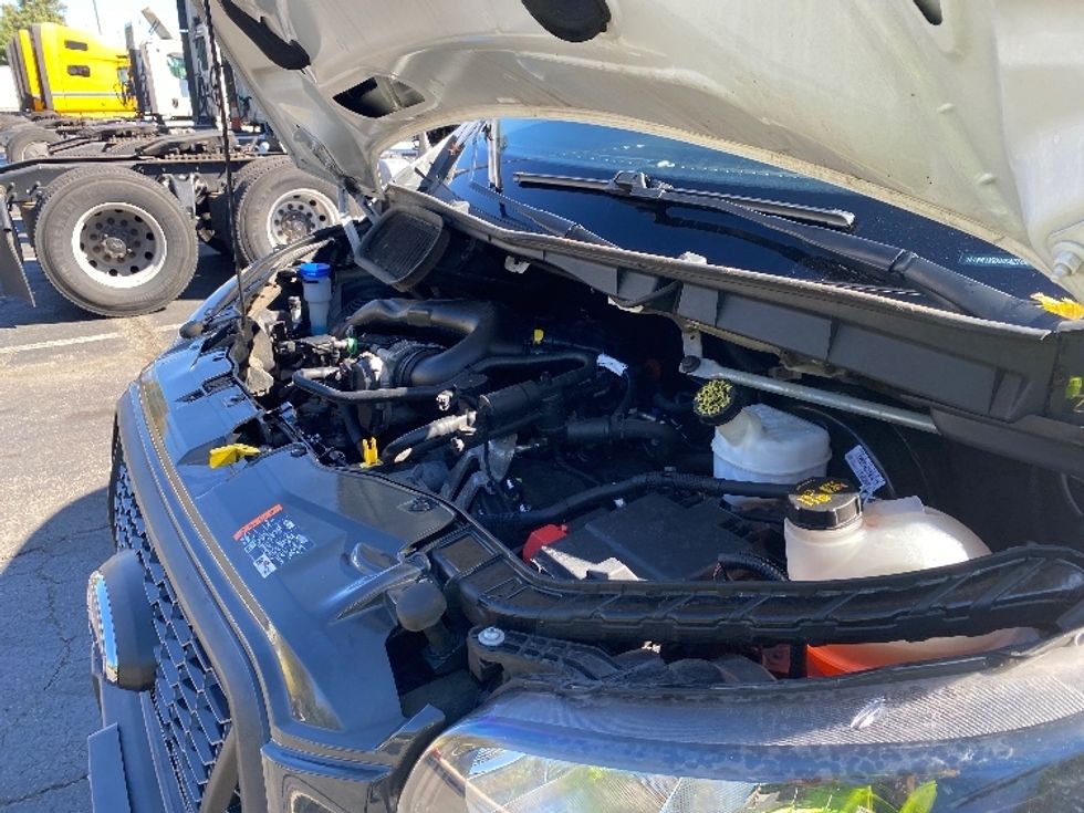 Cargo Van (Panel Van)-Light and Medium Duty Trucks-Ford-2022-Transit 250-Kearny-NJ-105,182\n\t\tmiles-$ 32,750 - Image 23