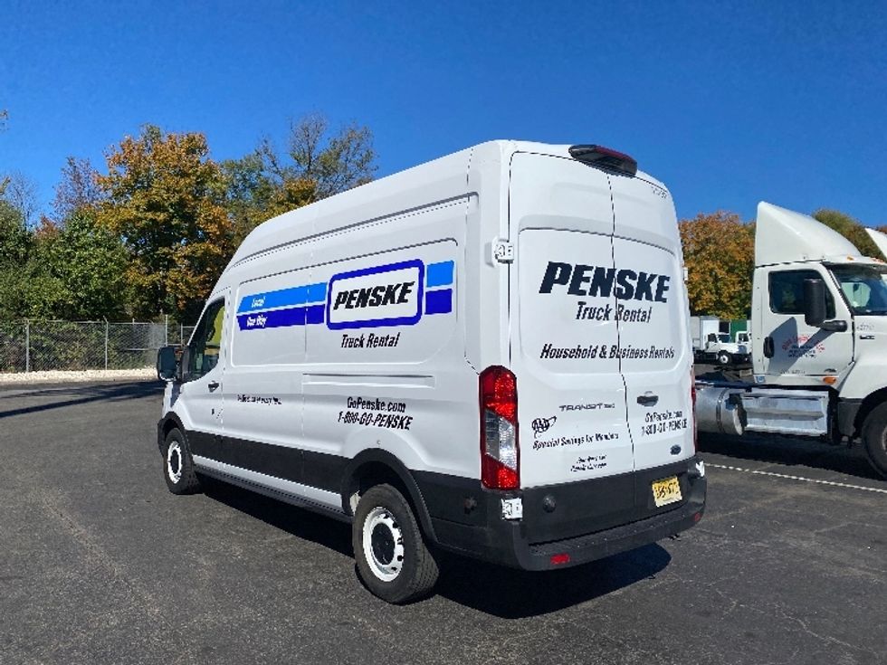2022 Ford Transit photo 3