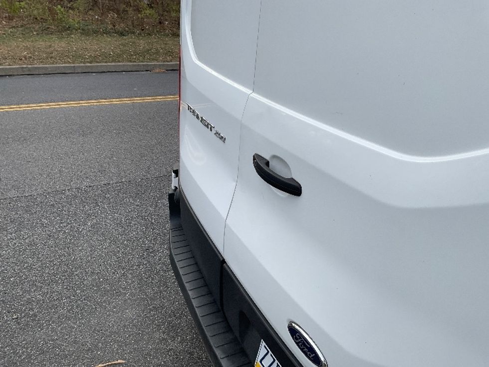 Cargo Van (Panel Van)-Light and Medium Duty Trucks-Ford-2022-Transit 250-King Of Prussia-PA-37,586\n\t\tmiles-$ 40,250 - Image 28