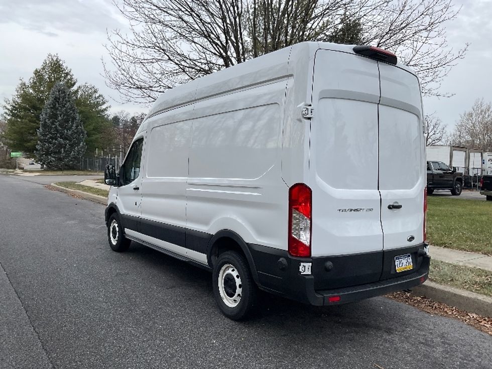 Cargo Van (Panel Van)-Light and Medium Duty Trucks-Ford-2022-Transit 250-King Of Prussia-PA-37,586\n\t\tmiles-$ 40,250 - Image 6