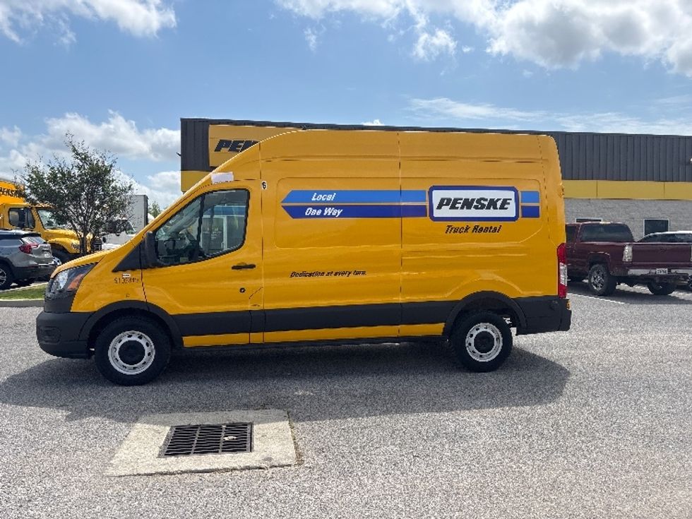 Cargo Van (Panel Van)-Light and Medium Duty Trucks-Ford-2022-Transit 250-Lafayette-LA-55,917\n\t\tmiles-$ 35,250 - Image 4