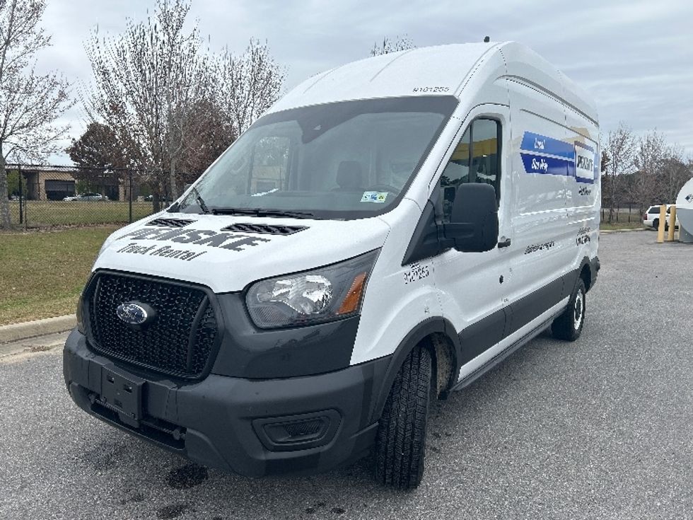 Cargo Van (Panel Van)-Light and Medium Duty Trucks-Ford-2022-Transit 250-Lafayette-LA-65,994\n\t\tmiles-$ 39,250 - Image 3