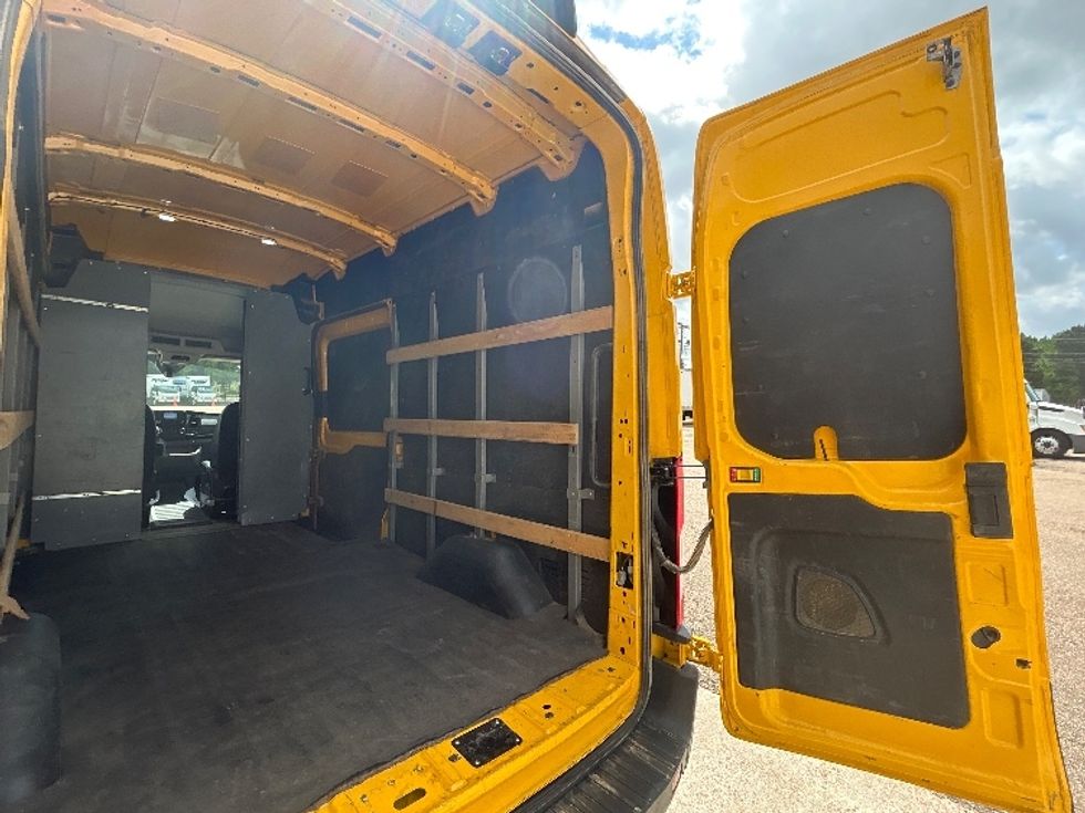 Cargo Van (Panel Van)-Light and Medium Duty Trucks-Ford-2022-Transit 250-Lafayette-LA-71,283\n\t\tmiles-$ 34,500 - Image 10