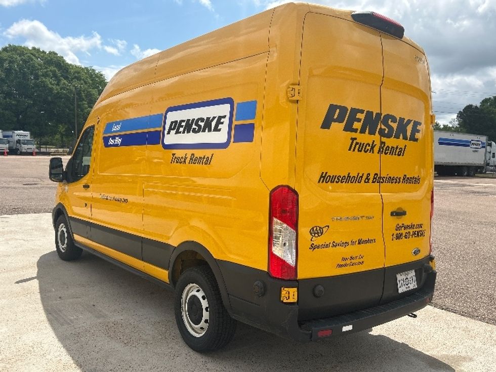 Cargo Van (Panel Van)-Light and Medium Duty Trucks-Ford-2022-Transit 250-Lafayette-LA-71,283\n\t\tmiles-$ 34,500 - Image 5