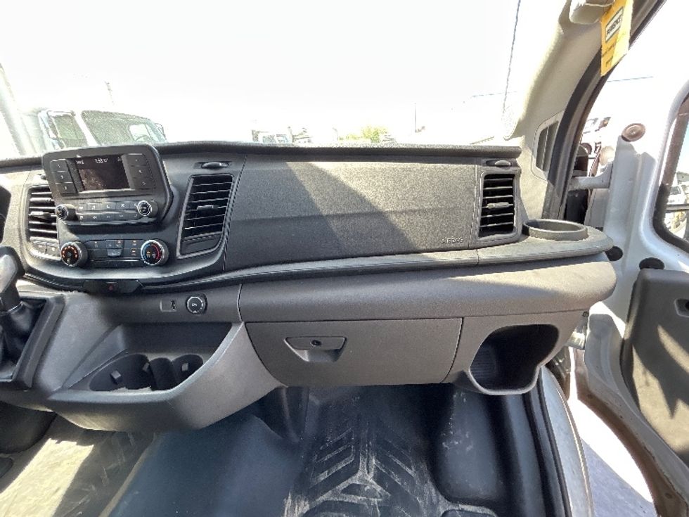 Cargo Van (Panel Van)-Light and Medium Duty Trucks-Ford-2022-Transit 250-Lafayette-LA-87,569\n\t\tmiles-$ 37,000 - Image 19