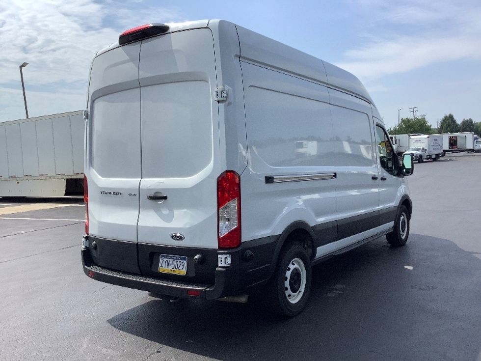 Cargo Van (Panel Van)-Light and Medium Duty Trucks-Ford-2022-Transit 250-Lancaster-PA-105,838\n\t\tmiles-$ 33,750 - Image 13
