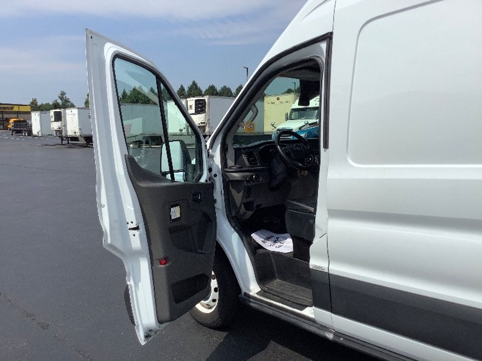 Cargo Van (Panel Van)-Light and Medium Duty Trucks-Ford-2022-Transit 250-Lancaster-PA-105,838\n\t\tmiles-$ 33,750 - Image 16