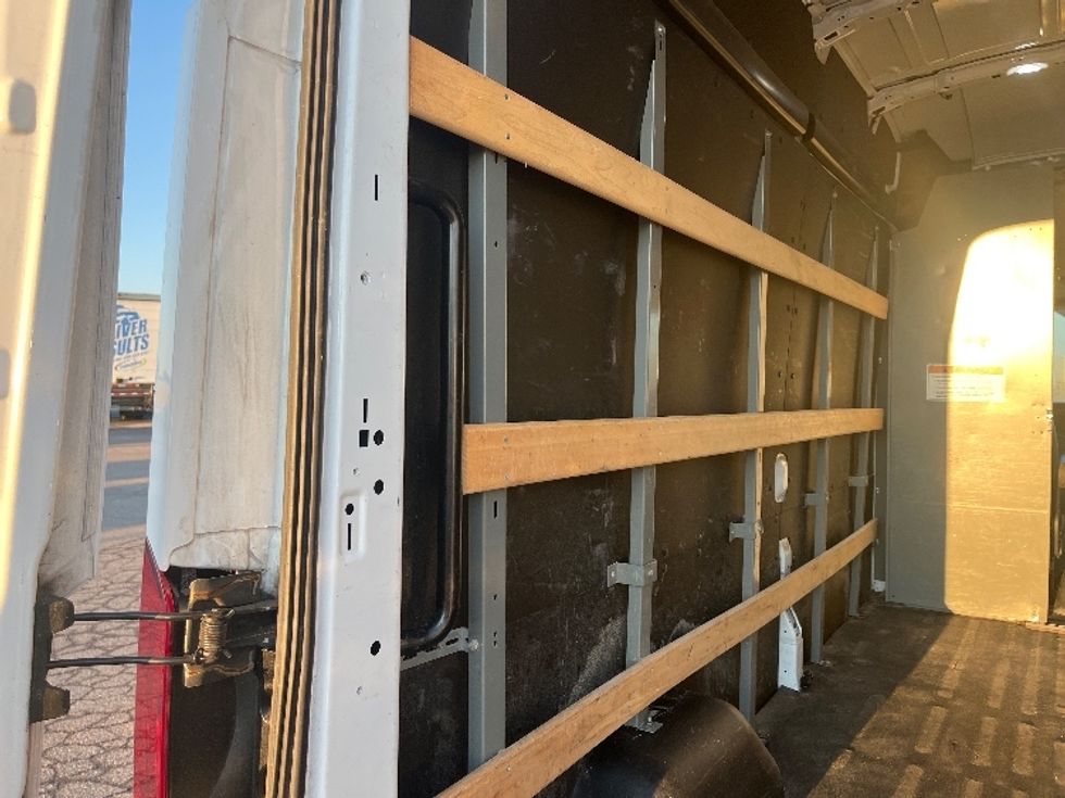 Cargo Van (Panel Van)-Light and Medium Duty Trucks-Ford-2022-Transit 250-Lansing-MI-114,766\n\t\tmiles-$ 32,750 - Image 10