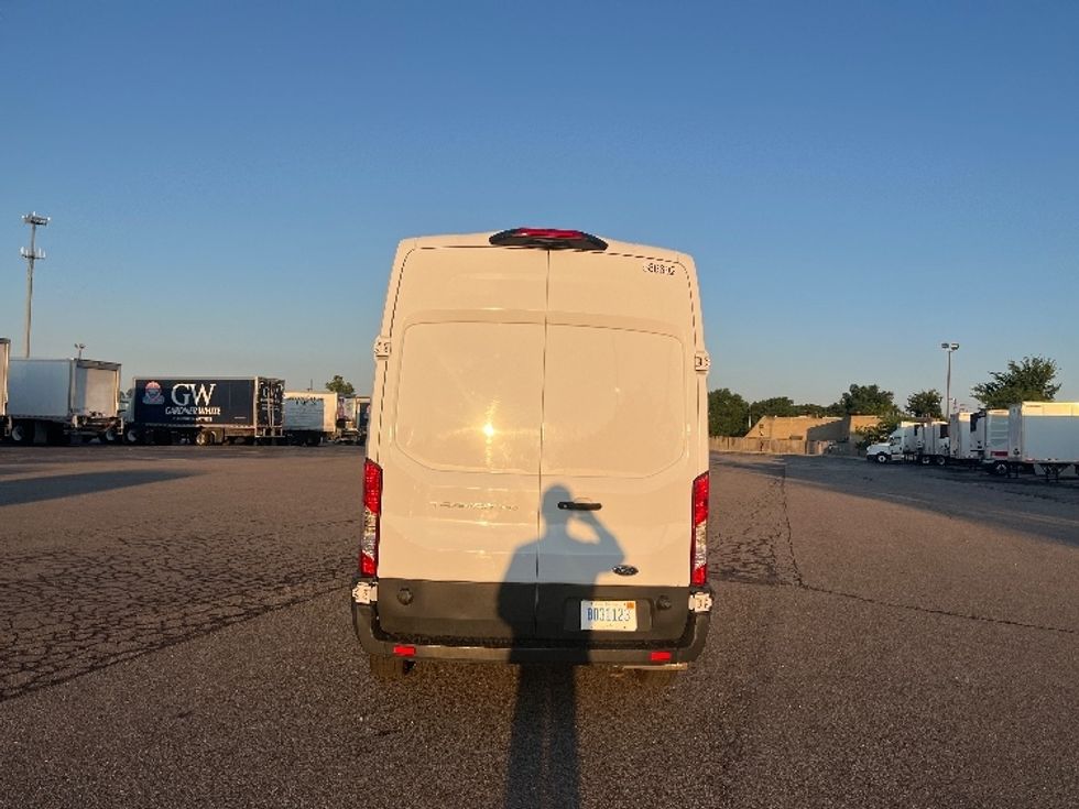 Cargo Van (Panel Van)-Light and Medium Duty Trucks-Ford-2022-Transit 250-Lansing-MI-114,766\n\t\tmiles-$ 32,750 - Image 7