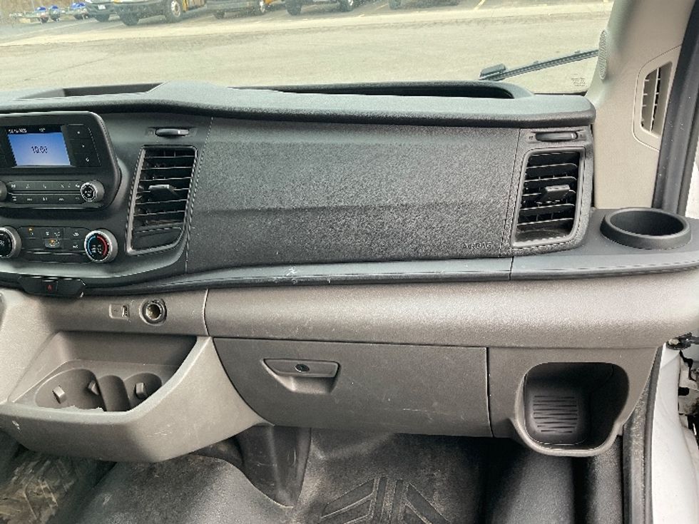 Cargo Van (Panel Van)-Light and Medium Duty Trucks-Ford-2022-Transit 250-Lansing-MI-95,649\n\t\tmiles-$ 36,250 - Image 20