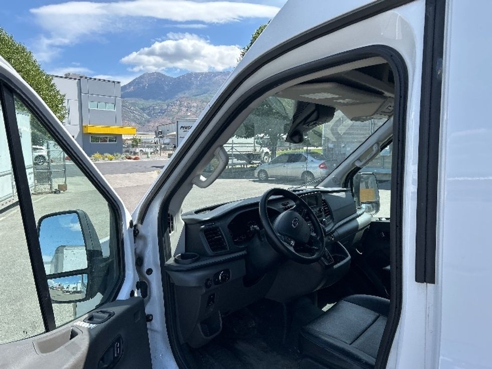 Cargo Van (Panel Van)-Light and Medium Duty Trucks-Ford-2022-Transit 250-Lindon-UT-93,873\n\t\tmiles-$ 38,000 - Image 15
