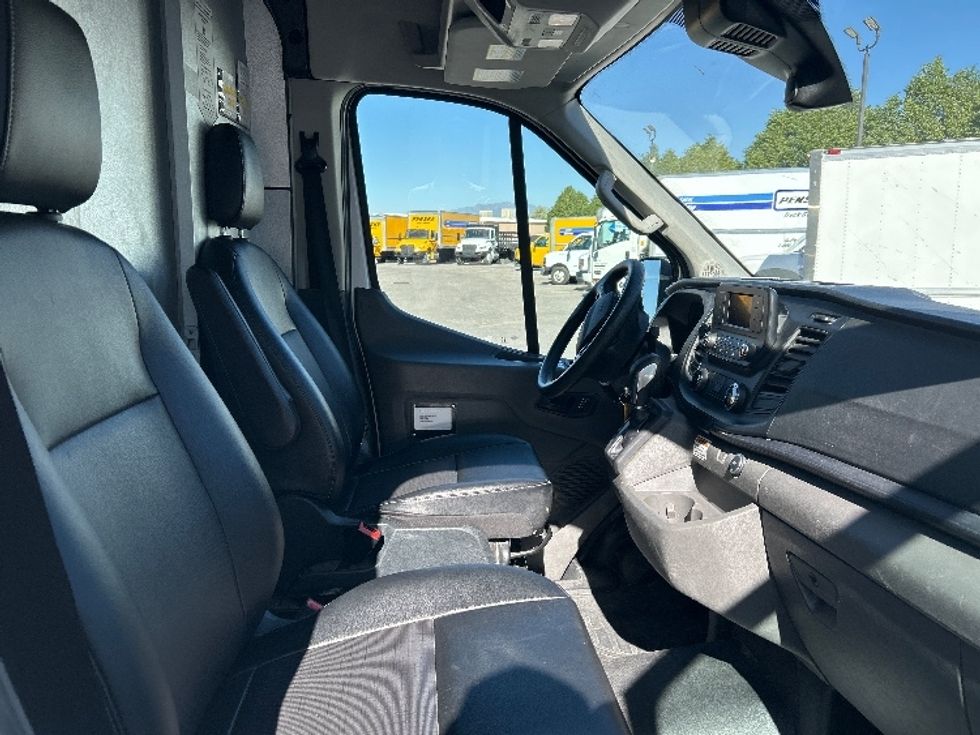 Cargo Van (Panel Van)-Light and Medium Duty Trucks-Ford-2022-Transit 250-Lindon-UT-98,575\n\t\tmiles-$ 36,000 - Image 21