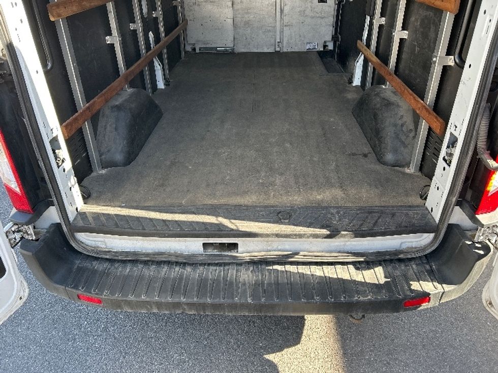 Cargo Van (Panel Van)-Light and Medium Duty Trucks-Ford-2022-Transit 250-Lindon-UT-98,575\n\t\tmiles-$ 36,000 - Image 9
