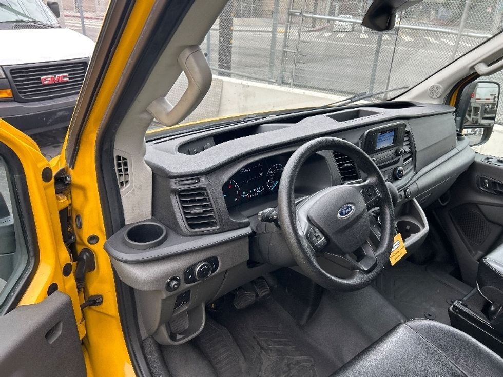 Cargo Van (Panel Van)-Light and Medium Duty Trucks-Ford-2022-Transit 250-Los Angeles-CA-75,484\n\t\tmiles-$ 34,250 - Image 13