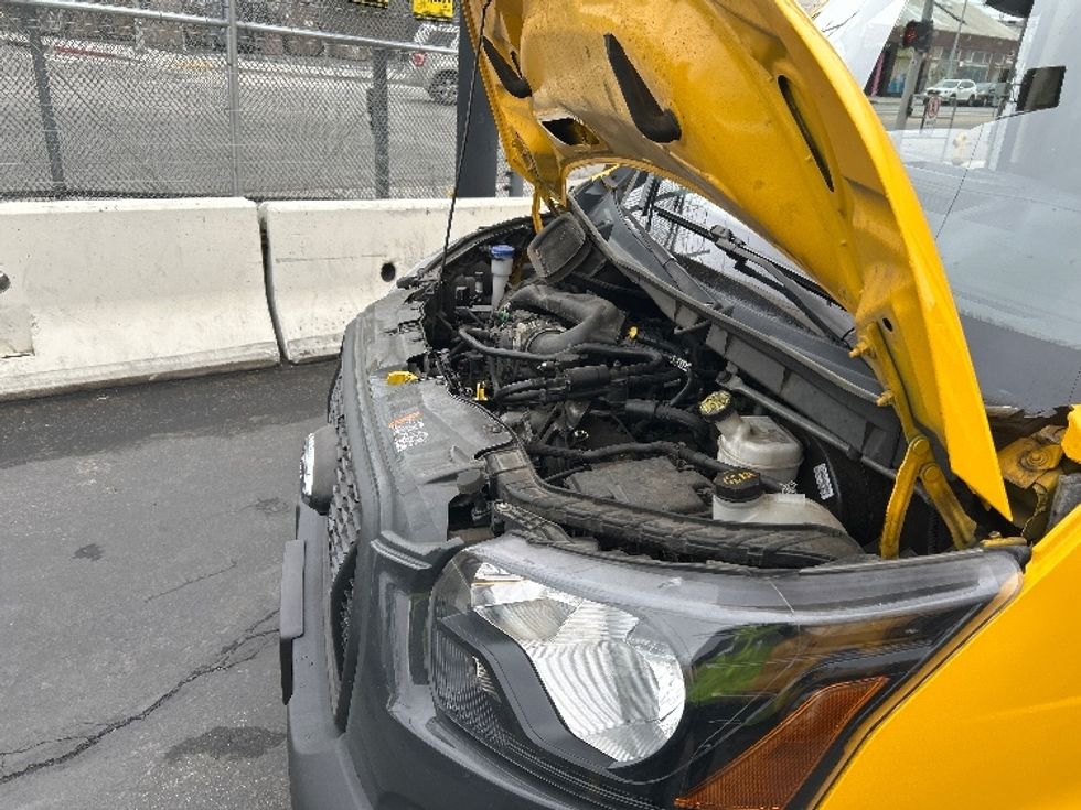 Cargo Van (Panel Van)-Light and Medium Duty Trucks-Ford-2022-Transit 250-Los Angeles-CA-75,484\n\t\tmiles-$ 34,250 - Image 20