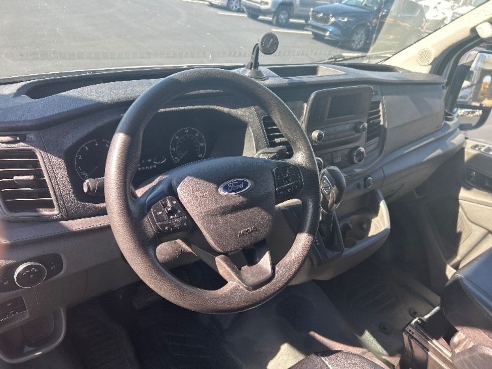 Cargo Van (Panel Van)-Light and Medium Duty Trucks-Ford-2022-Transit 250-Louisville-KY-104,730\n\t\tmiles-$ 33,250 - Image 17