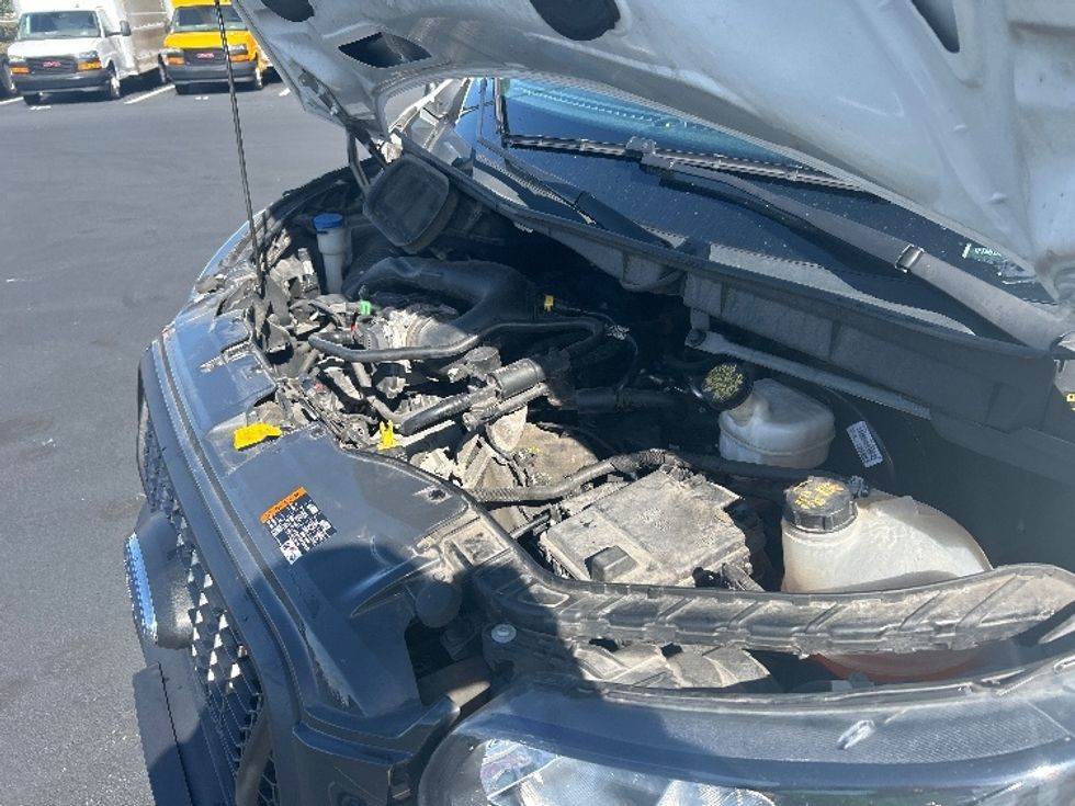 Cargo Van (Panel Van)-Light and Medium Duty Trucks-Ford-2022-Transit 250-Louisville-KY-104,730\n\t\tmiles-$ 33,250 - Image 24