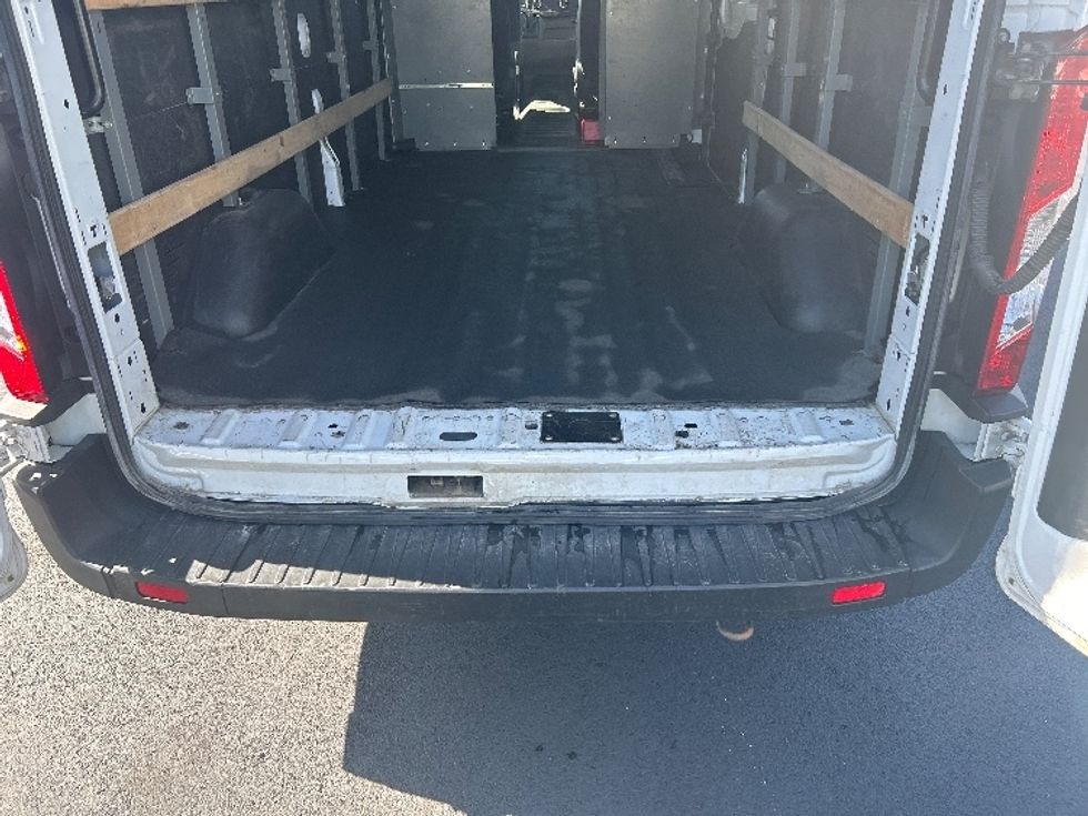 Cargo Van (Panel Van)-Light and Medium Duty Trucks-Ford-2022-Transit 250-Louisville-KY-104,730\n\t\tmiles-$ 33,250 - Image 9