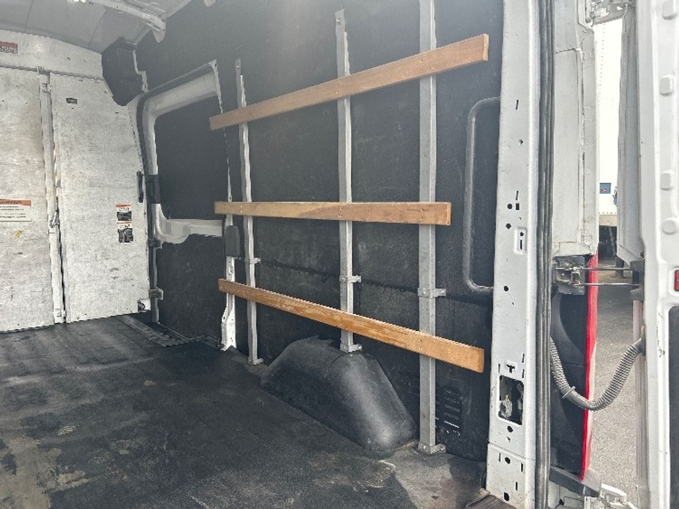 Cargo Van (Panel Van)-Light and Medium Duty Trucks-Ford-2022-Transit 250-Louisville-KY-79,980\n\t\tmiles-$ 37,000 - Image 12