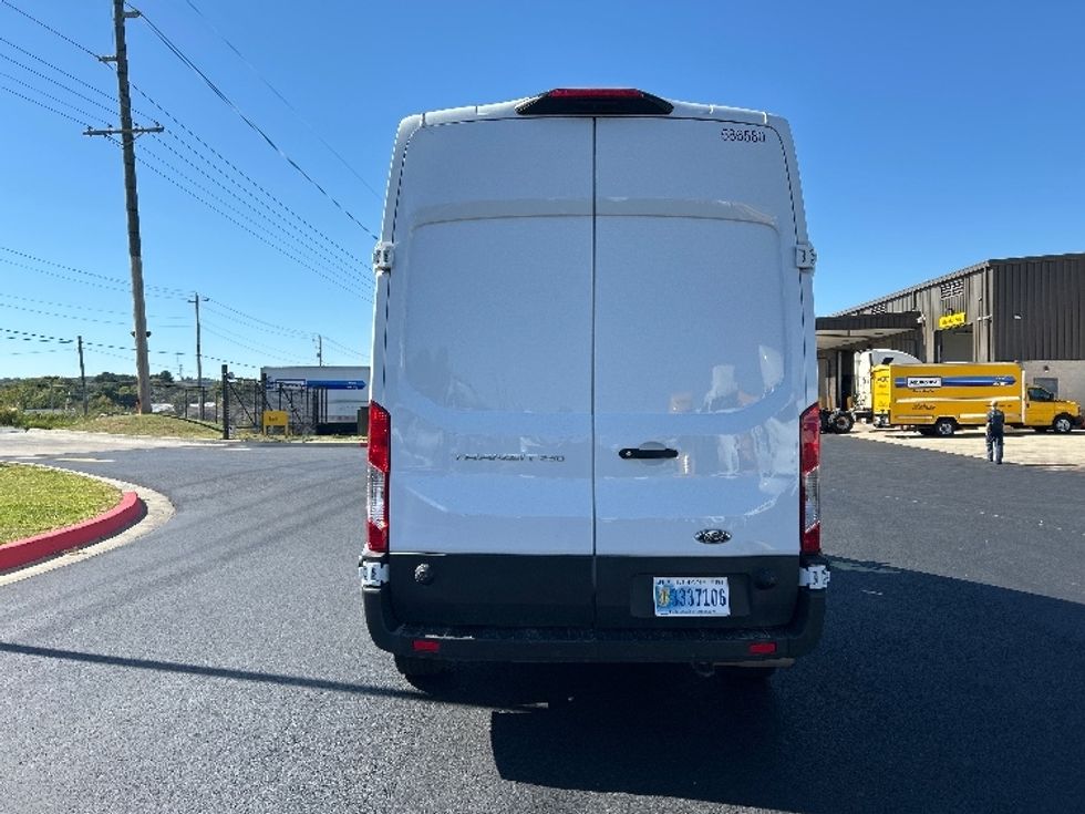 Cargo Van (Panel Van)-Light and Medium Duty Trucks-Ford-2022-Transit 250-Lowell-AR-104,671\n\t\tmiles-$ 33,250 - Image 6