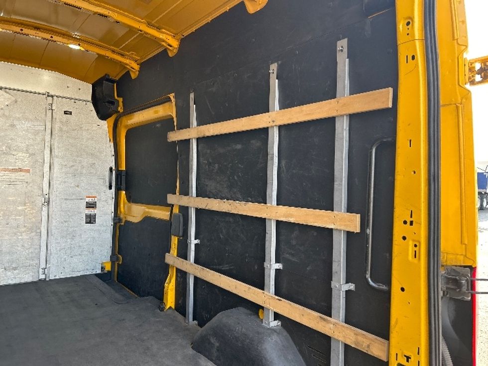 Cargo Van (Panel Van)-Light and Medium Duty Trucks-Ford-2022-Transit 250-Lowell-AR-112,494\n\t\tmiles-$ 28,750 - Image 11