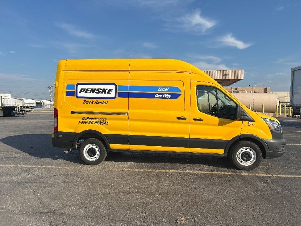 Cargo Van (Panel Van)-Light and Medium Duty Trucks-Ford-2022-Transit 250-Lowell-AR-112,494\n\t\tmiles-$ 28,750 - Image 14