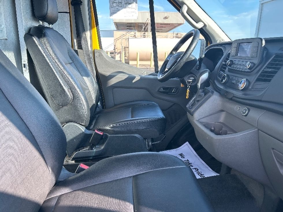 Cargo Van (Panel Van)-Light and Medium Duty Trucks-Ford-2022-Transit 250-Lowell-AR-112,494\n\t\tmiles-$ 28,750 - Image 21