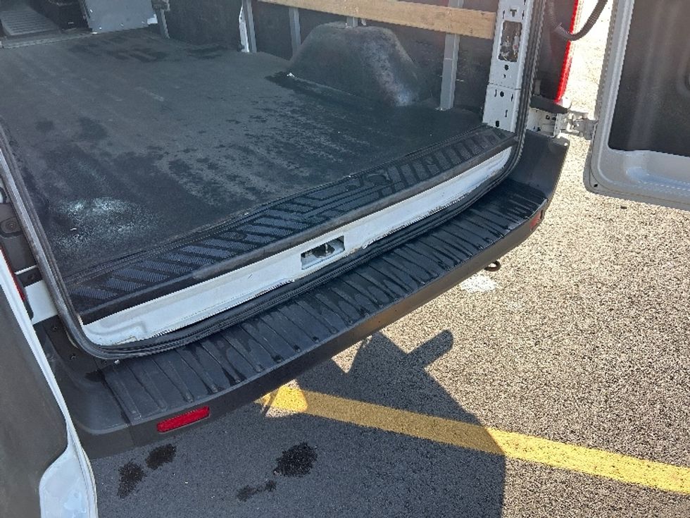 Cargo Van (Panel Van)-Light and Medium Duty Trucks-Ford-2022-Transit 250-Lowell-AR-136,462\n\t\tmiles-$ 29,500 - Image 10